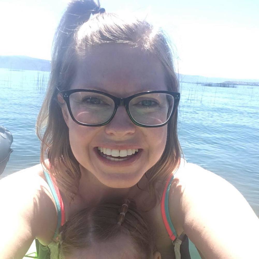 Meet your Posher, Elisa